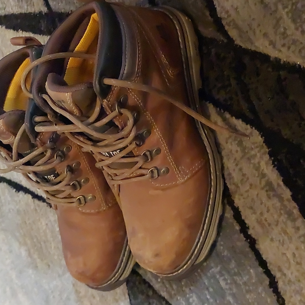 Cat steel toe boots